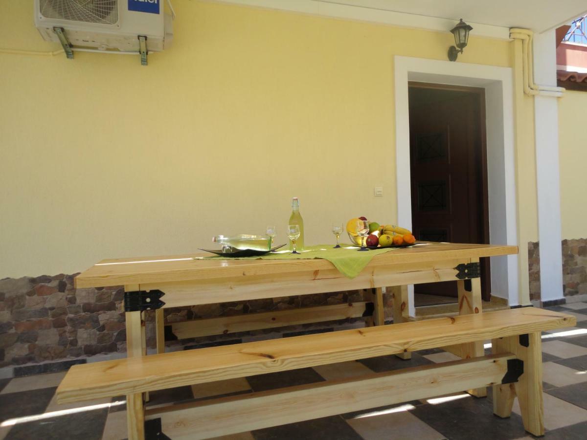 Villa Elpida Svoronata Ngoại thất bức ảnh